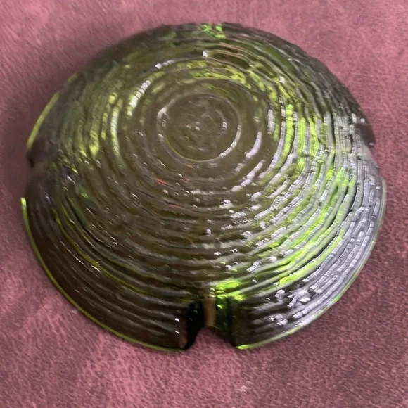 Vintage Anchor Hocking Soreno Green Glass Ashtray - Picture 6 of 9